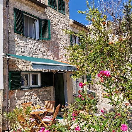 Charming Traditional Townhouse - Holiday Home Kata 耶泽拉 外观 照片